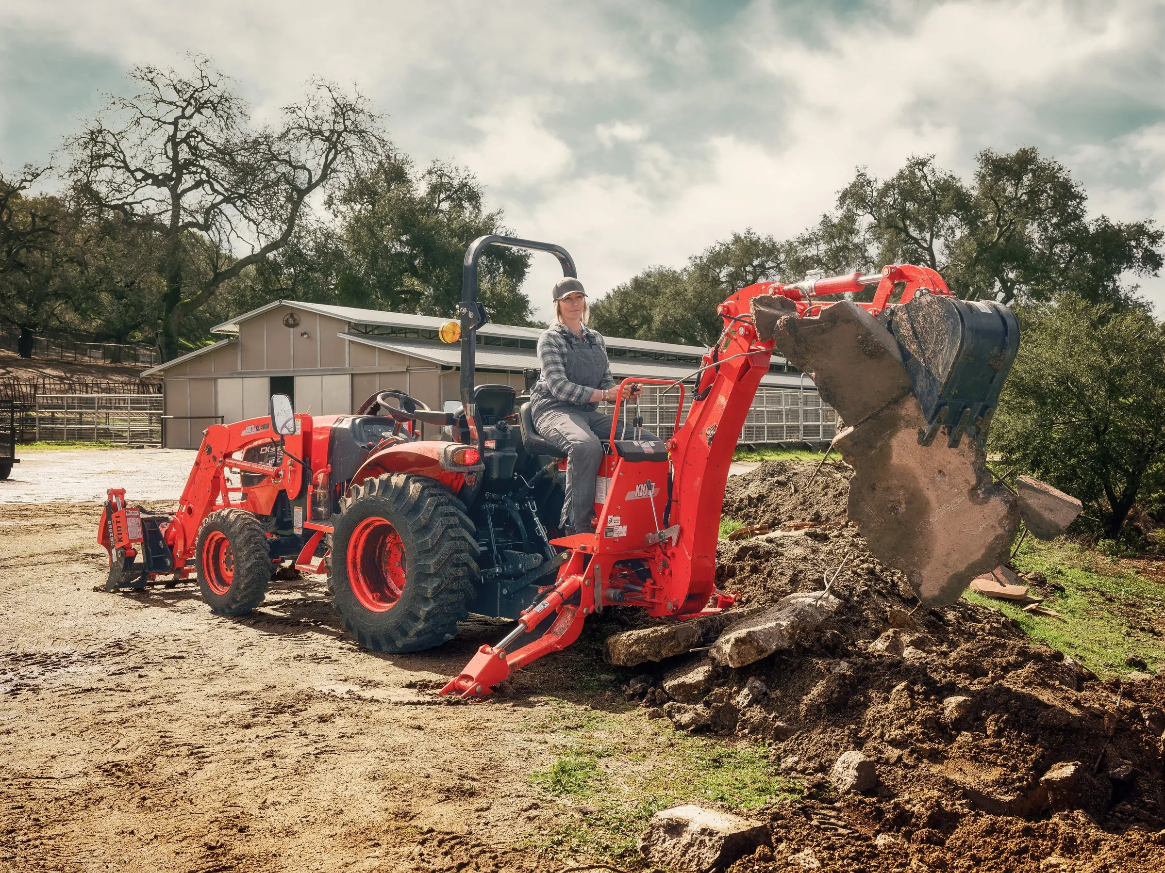 KIOTI CK3520 tractor, ROPS configuration