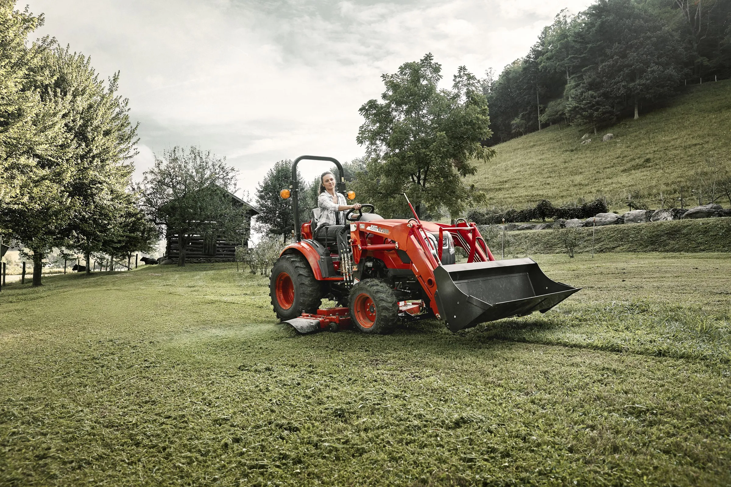 KIOTI CX2510 tractor, ROPS configuration