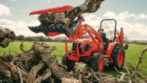 KIOTI DK4720 tractor, ROPS configuration